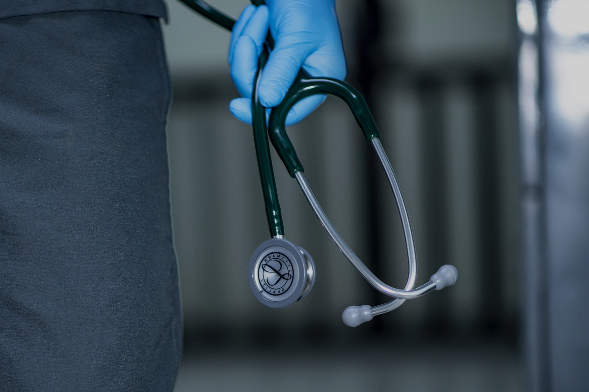Médico internista precio de consulta